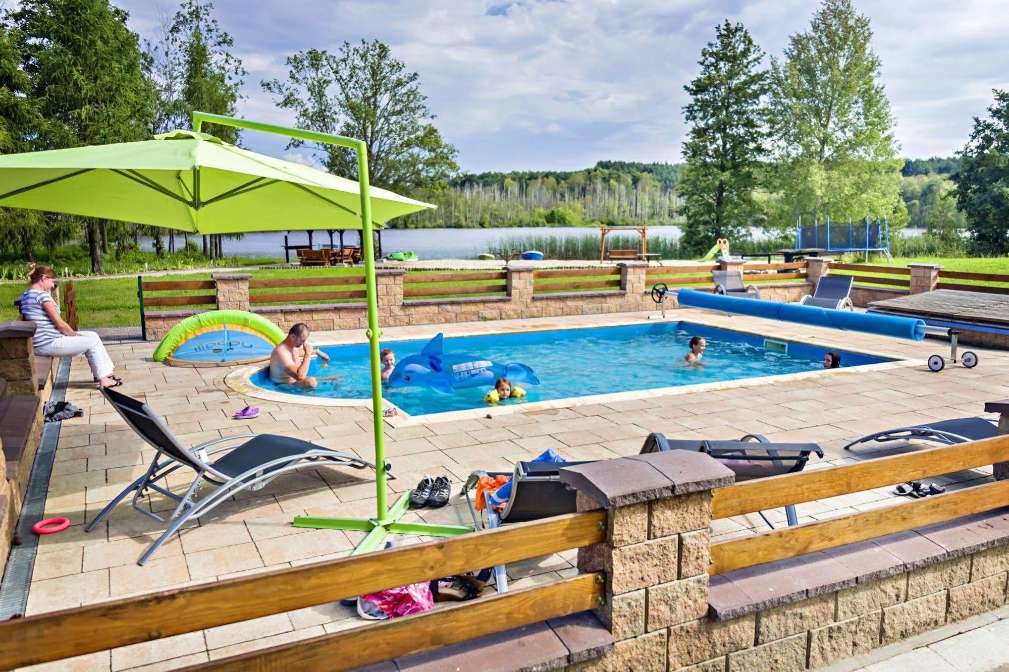 Rezydencja Nad Jeziorem Pestkownica Exteriér fotografie